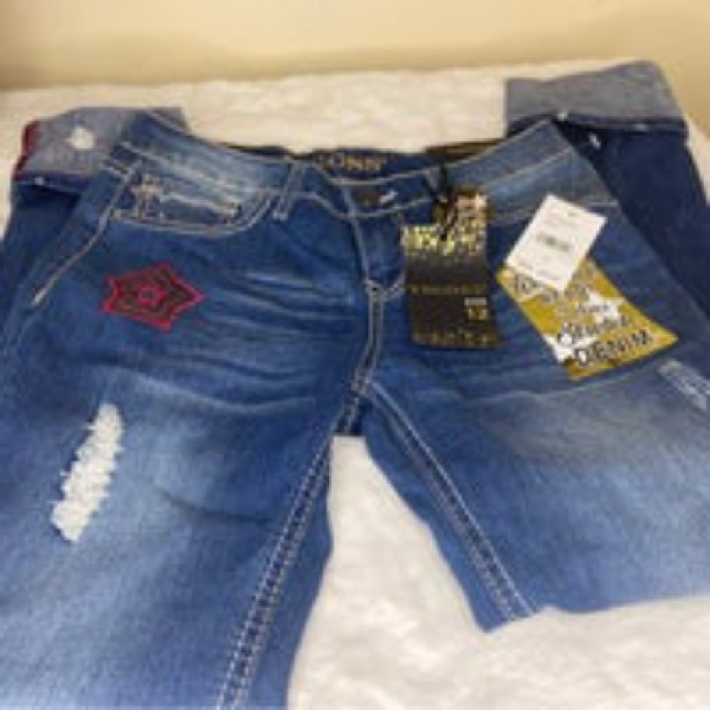 VIGOSS (2) Hollister (1) Jeans - Picture 10 of 16